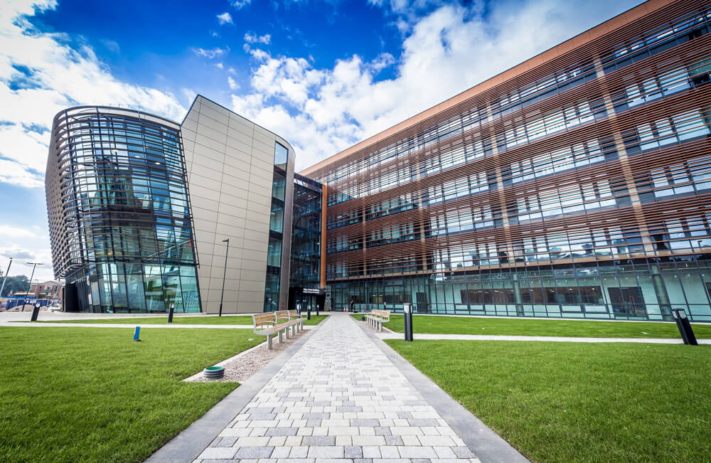 Vysoké Školy v UK - Největší Nabídka Škol a Oborů De Montfort University