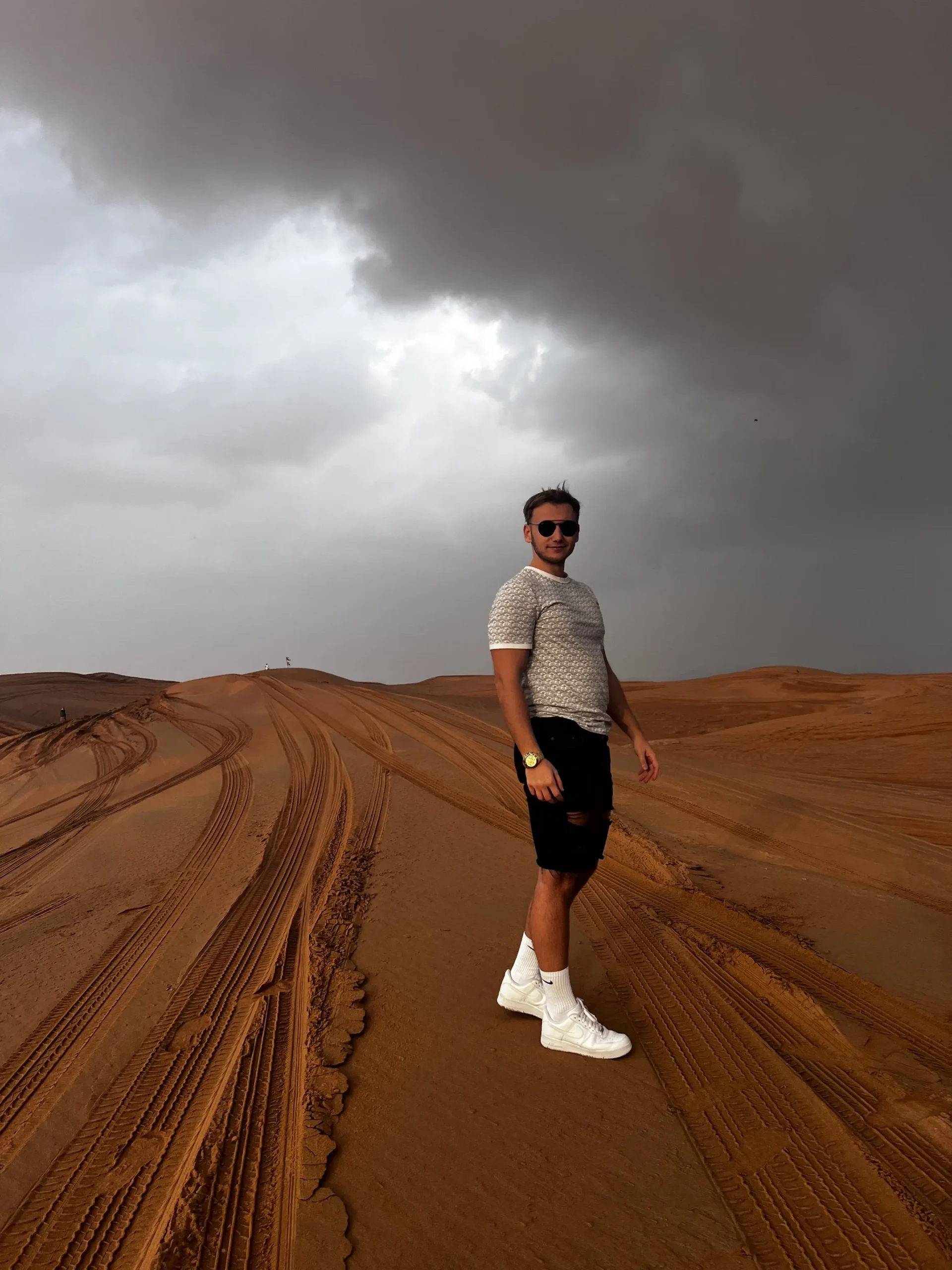 Střední škola v Dubaji: Jak vypadá život studenta Desert Safari - výlet pro studenty GBS Dubai